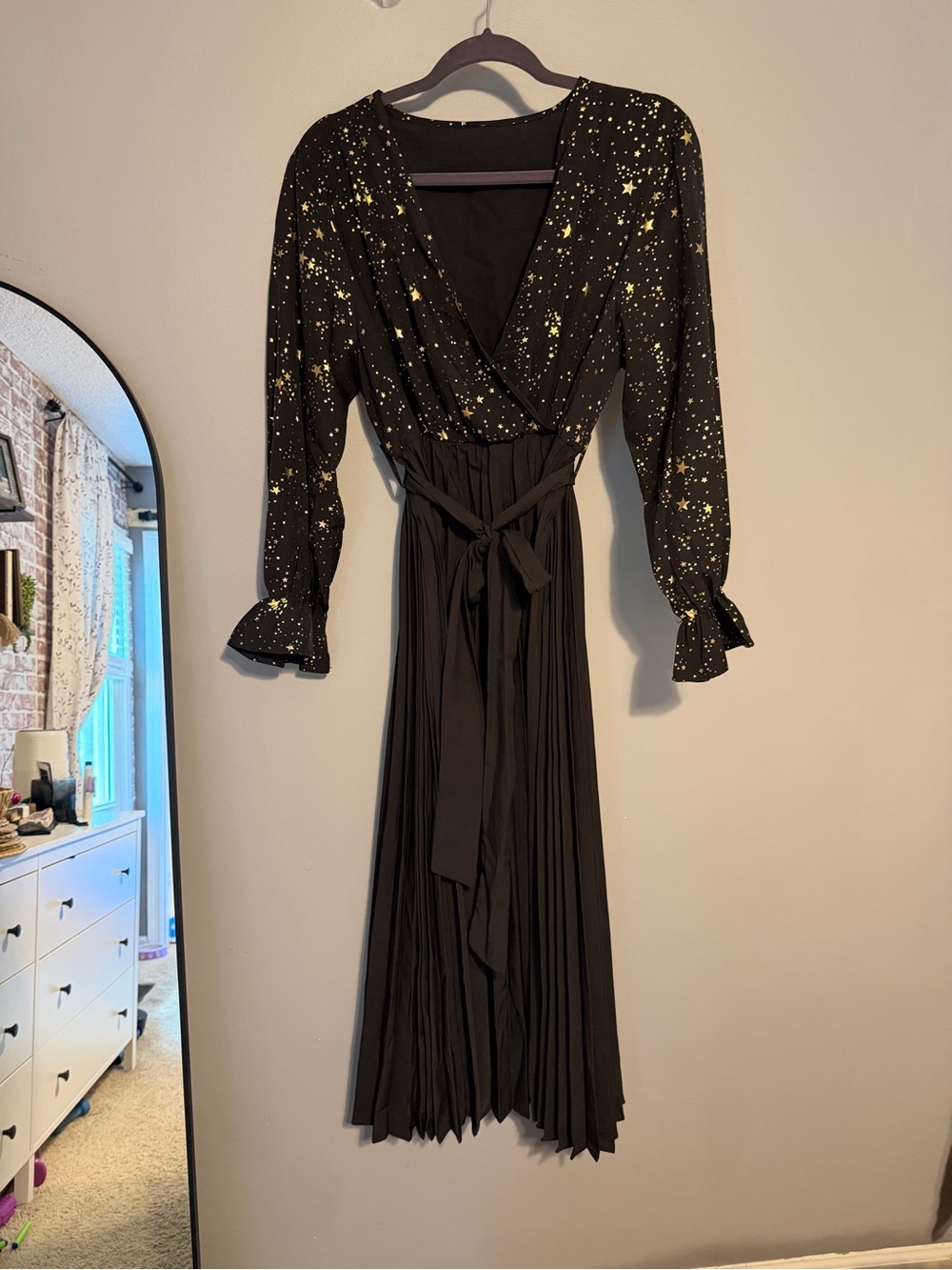 SHEIN Black Wrap Midi Dress with Gold Star Print Accents